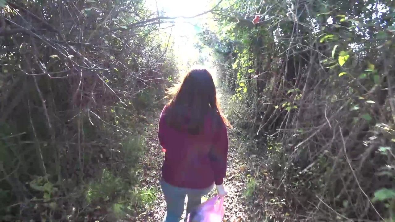 HOT BODY 18 TEEN GETS FUCKED IN THE FRUIT FOREST - OUTDOOR RISKY SEX