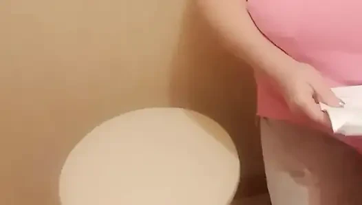 Bir kadın yarağımı sıvazlıyor yakın çekim