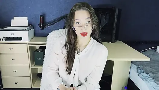 Seks eğitmeni anal ve amcık sikişi ve döl fışkırtmayı öğretiyor