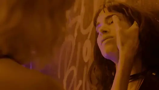 Atomik sarışın - charlize theron, sofia boutella