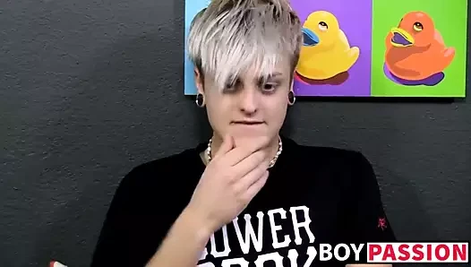 Seksi dik twink jason valencia seviyor hosting bir canlı gösteri