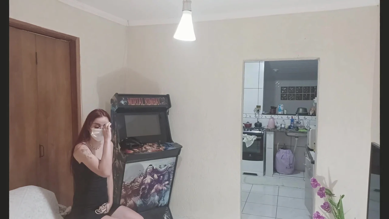 Tôi đã gọi cho một thợ điện nhưng anh ấy gặp khó khăn - tôi không thể chịu đựng được