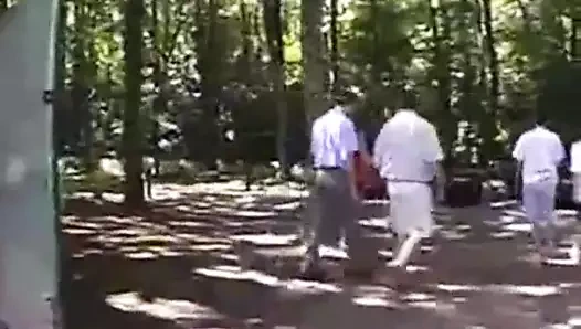 Özel sonla ormanda dogging