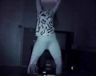 o dans ederken senin külot nerede kıllı çalı gösterir