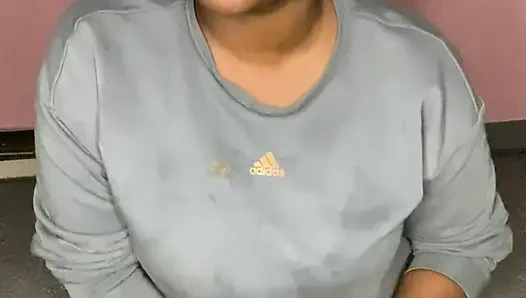 Alliyah Alexia'nın amcık osurukları ..