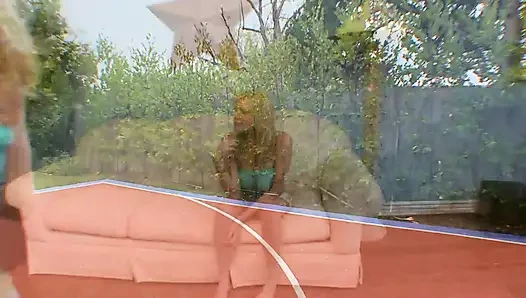 Victoria vonn, iki kışkırtıcı memeli azgın kız