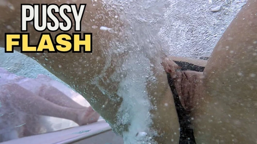 Flashing my pussy in front of a student in public swimming pool and helps me masturbate - it's very risky with people near