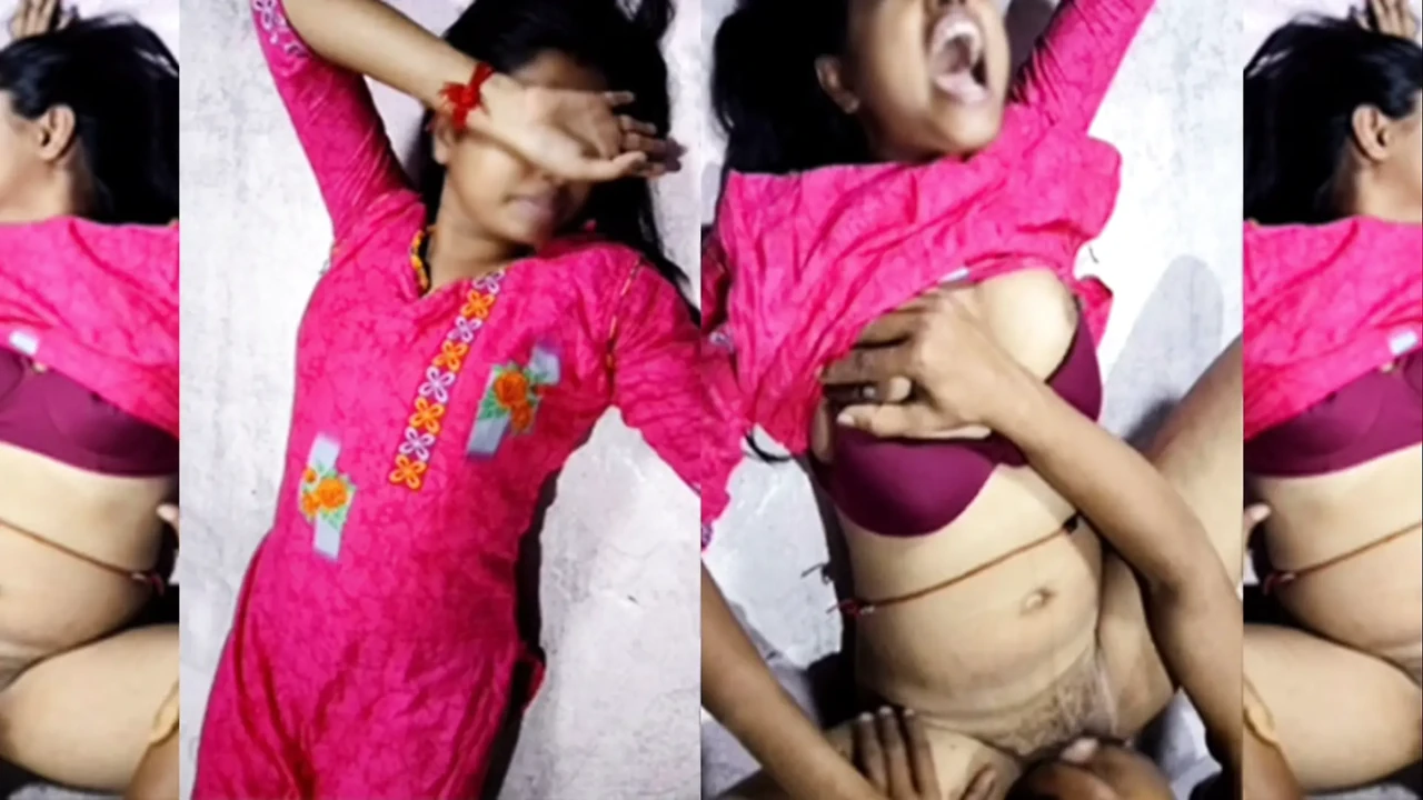 Hermosa adolescente desi con concha apretada en romance xxx, video casero de hermosa adolescente de pueblo