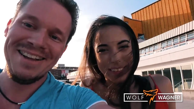 Ateşli erkek delisi Anastasia sikini patlatıyor! WOLF WAGNER