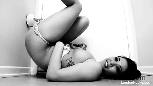 azgın Londra alır parmaklı