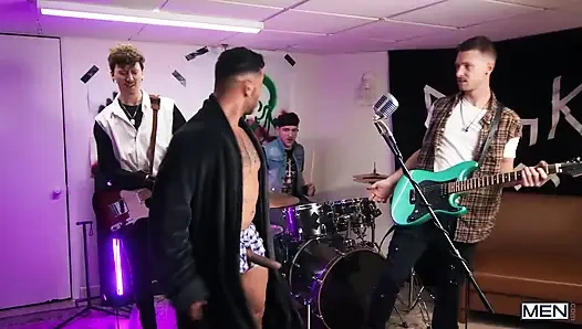 Seks, römorkörler ve sallanan delik erkekler