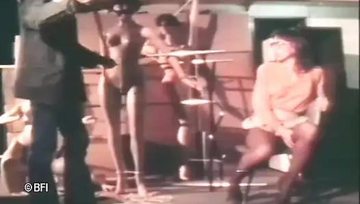 İtaatkar esaret bebekleri - ses yerine müzik