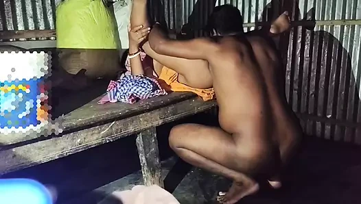 Teyzem ve kocam seks yapıyor