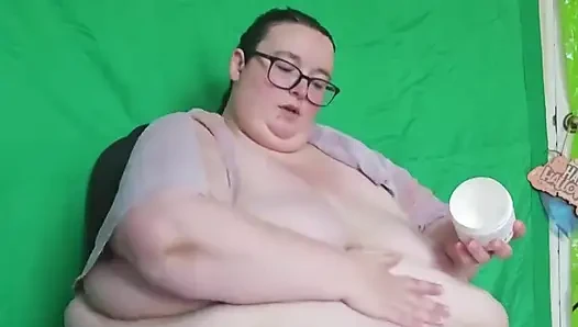 Ssbbw krem ile şişman vücut masajı