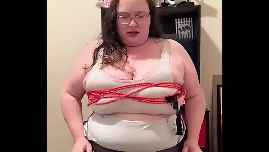 Ağrılı büyük memeli esaret