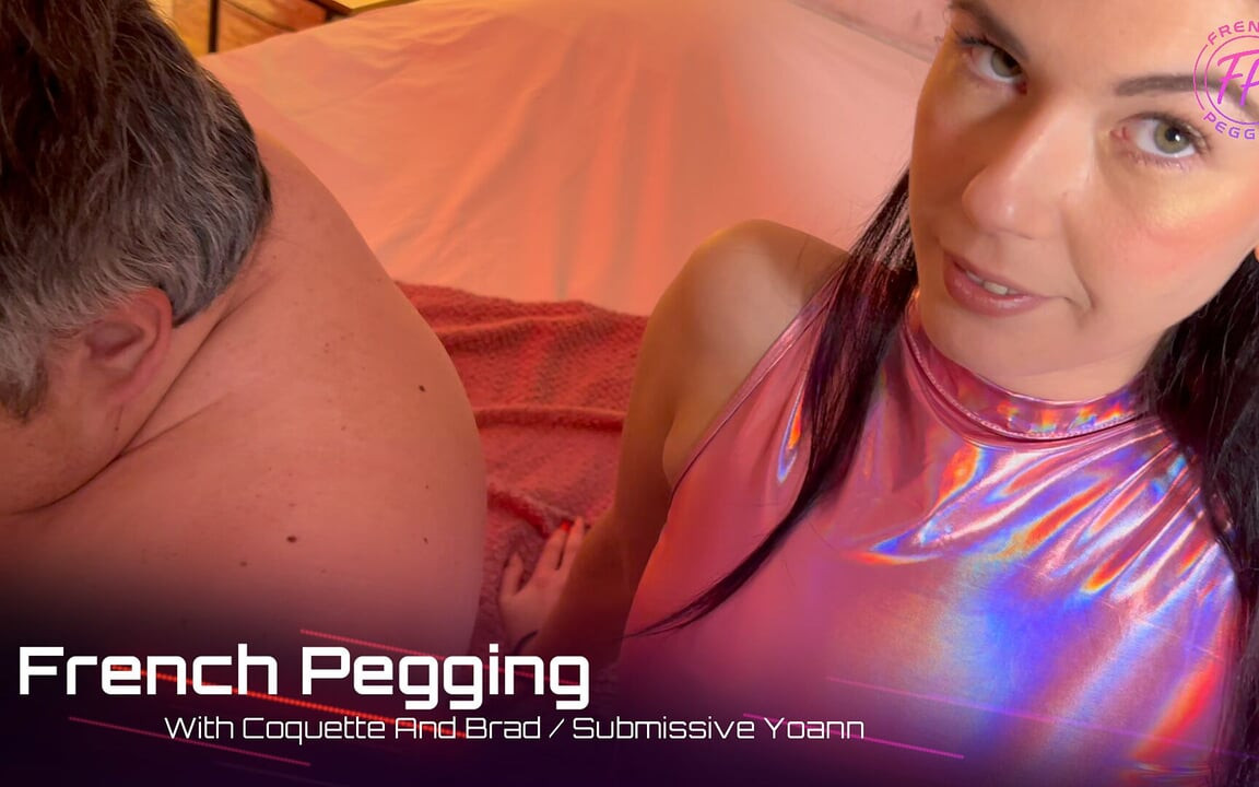 French Pegging - Adamımı emerken, ben de kayışımla poposunu beceriyor! Yoğun Anal Orgazm