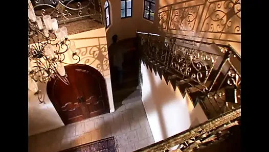 Gecenin ortasında sert anal seks