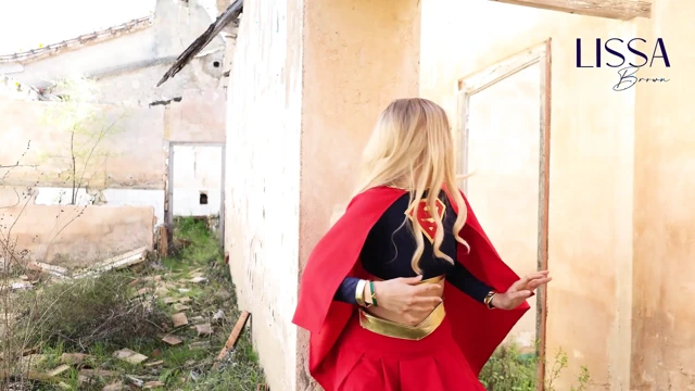 Supergirl için avlanma ve numaralar sert bir şekilde sevişmeye götürülüyor