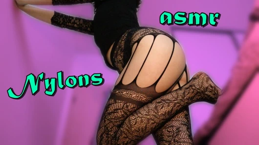 Yeni naylon çoraplı ön izleme sakin boşalma için ayaklarım ve götümle seni azdırıyor