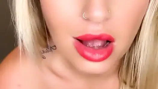 Sessiz kaldığım için üzgünüm.