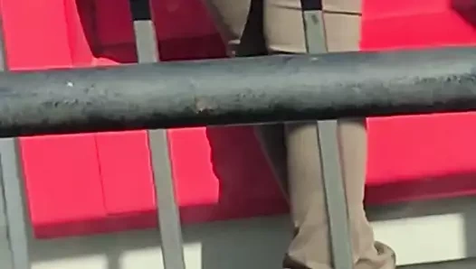 kabarcık popo ile MİLF