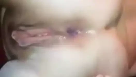 Büyük zenci yarağı amcığı dövüyor