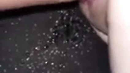 Parmakla sikiş dat şişman sulu fışkırtma amcık