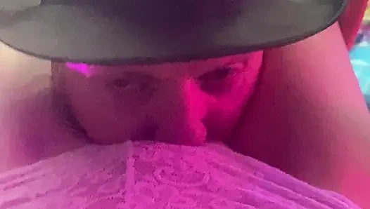 Büyük baba çöl tadını çıkarıyor