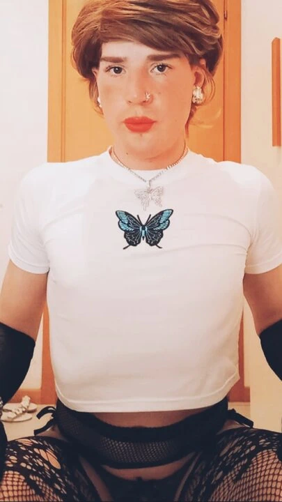 Ben bir slav pisliğiyim. mastürbasyon yapıyorum ve cumming, tatlım!