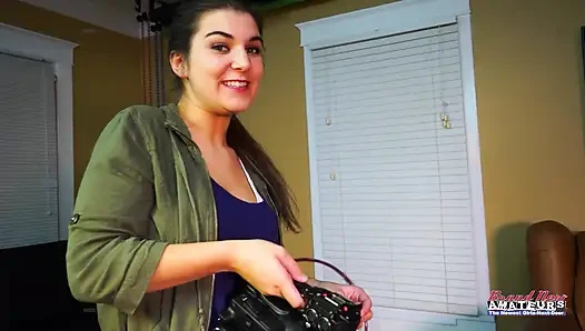 Jennifer Vicky büyük memeli sarışın tombul orta yaşlı seksi kadınlar istekli göt dil!