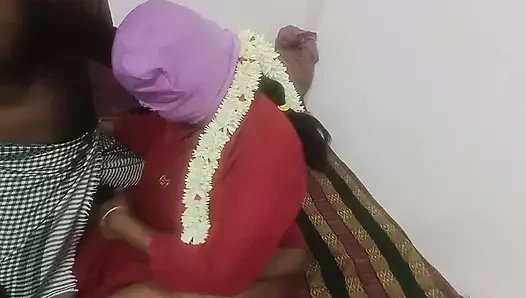 Tamil büyük memeli ev hanımı amcık emiyor