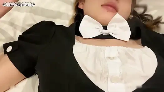 Sert oyun, tatlı teşekkürler: derin, samimi bir bitirişi kabul eden hassas bir güzellik