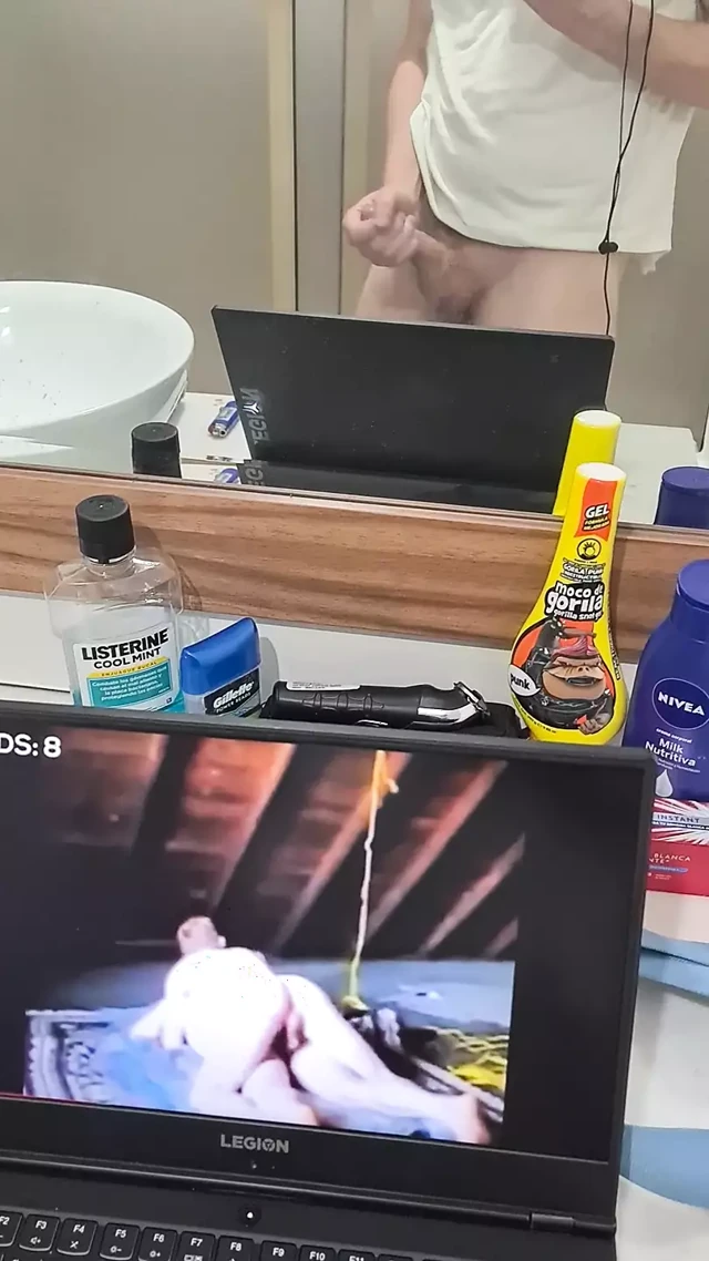 Str8 adam büyük döl emiyor eşcinsel pornosu derlemesi