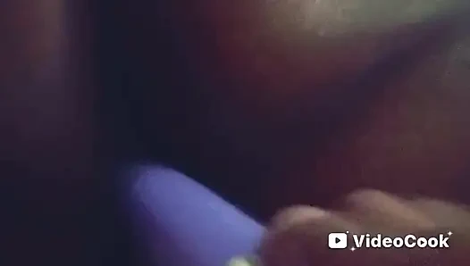 Gece geç saatlerde vibratör oyunu!!