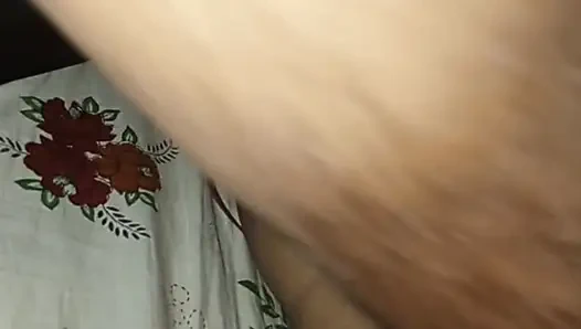 Uzun zaman sonra eve geldim ve kızımla zar zor seks yaptım