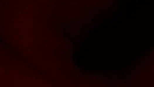 Karımı oyuncak kullanarak filme alıyorum