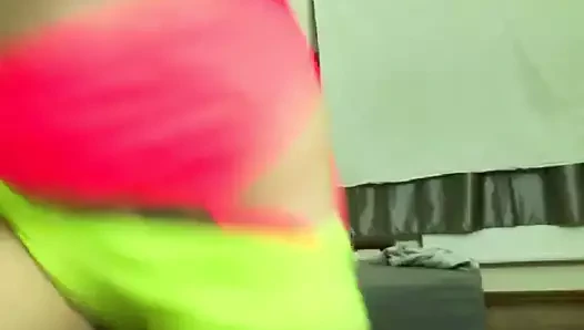 Sarışın yarak emiyor