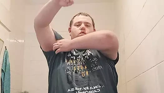 Azgın kendini mastürbasyon yapıyor