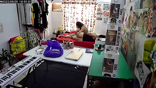 Tombul ve büyük göt eş içinde oda