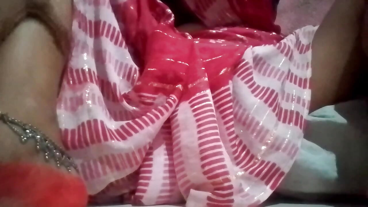 Desi bhabhi's new nenuya se chudai