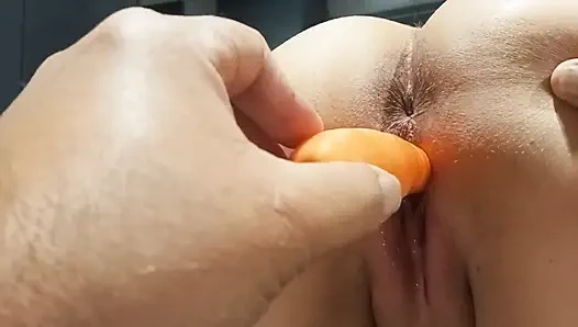 Kocam akşam yemeğinde sebzelerle çıldırdığında ve beni siktiğinde