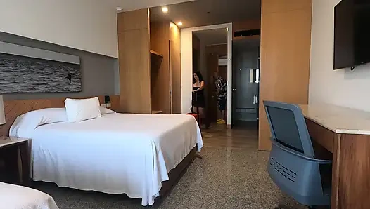 Tutkulu öpüşme ve misyoner sikişi