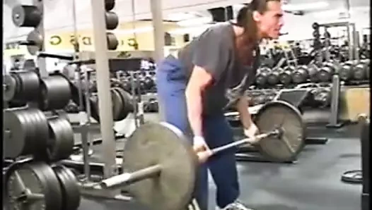 Sarışın yatakta ters kovboy kız tarzında sert yarağa biniyor