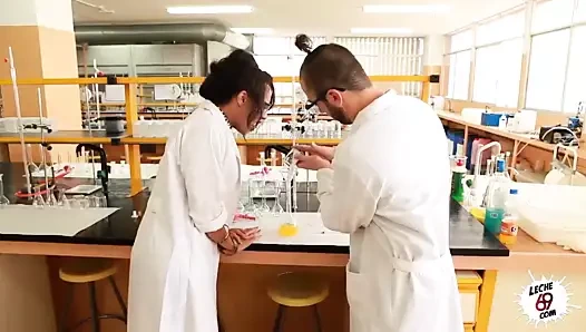 Leche 69 lab nerd istiyor horoz içinde ona latina kedi
