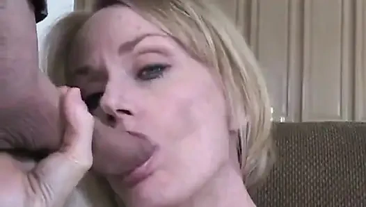 Kötü seksi melanie: yarak seviyorum!