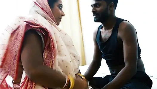 Üvey Anne Kırmızı Elle Yakalandı Ve Desi Tarzında Sikildi