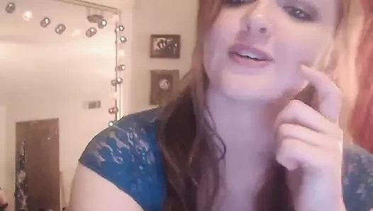 Sıcak bebek dildoing ve parmak ona kedi