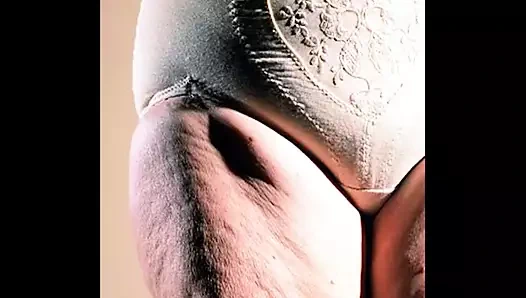 Ilovegranny, üvey annelerin amatör çıplakları