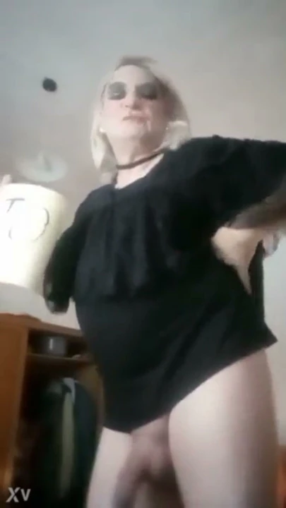 TRANS CİNSİYETLİ FAHİŞE