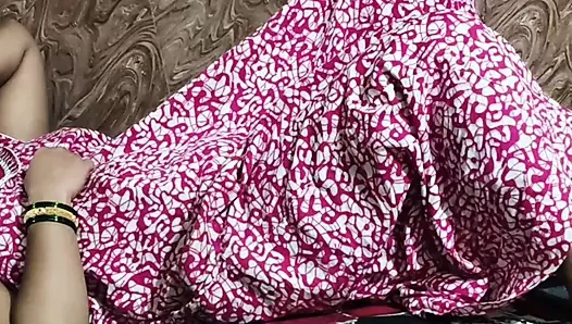 Hintli kadın ateşli seks pornosu
